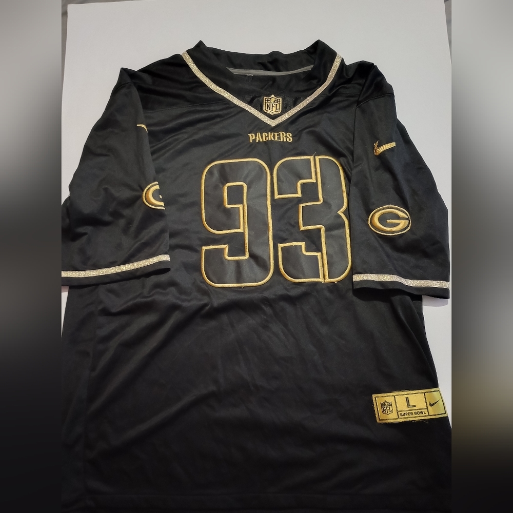 Packers Jersey number 93 missing tag seems to be size large to xl